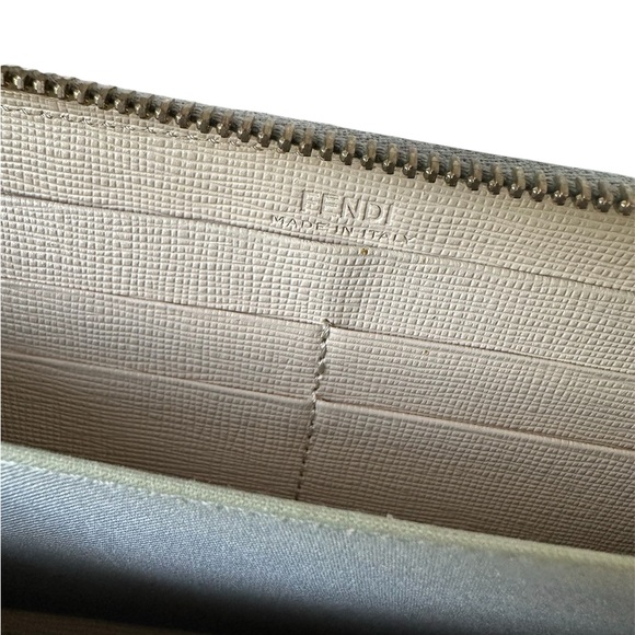 FENDI Monster Wallet - Full Inclusion - EUC - Picture 8 of 14